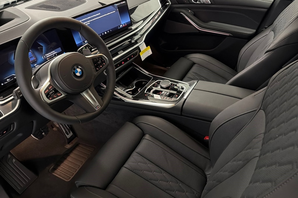 New 2026 BMW X7 xDrive40i SUV