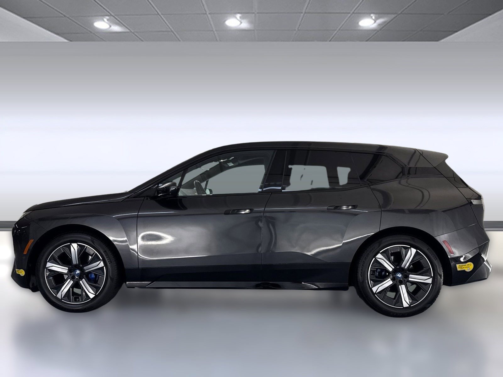 Used 2022 BMW iX Base with VIN WB523CF01NCJ79983 for sale in Los Angeles, CA