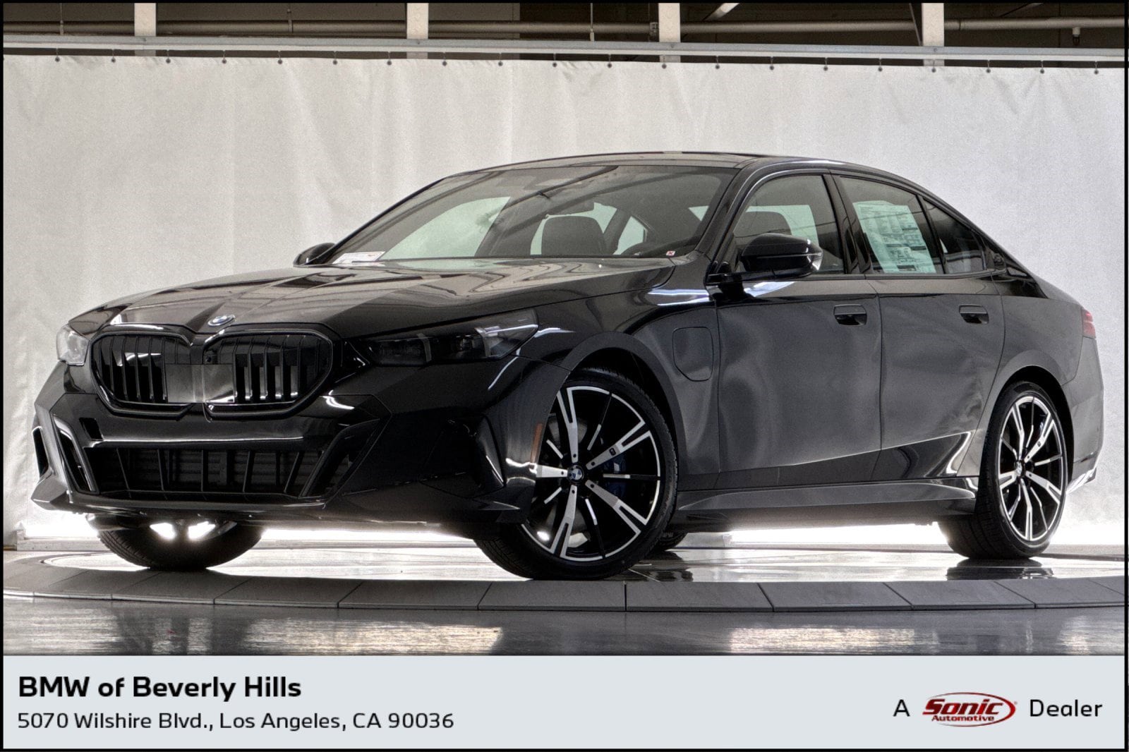 2027 BMW 5 Series 550e xDrive Sedan's photo