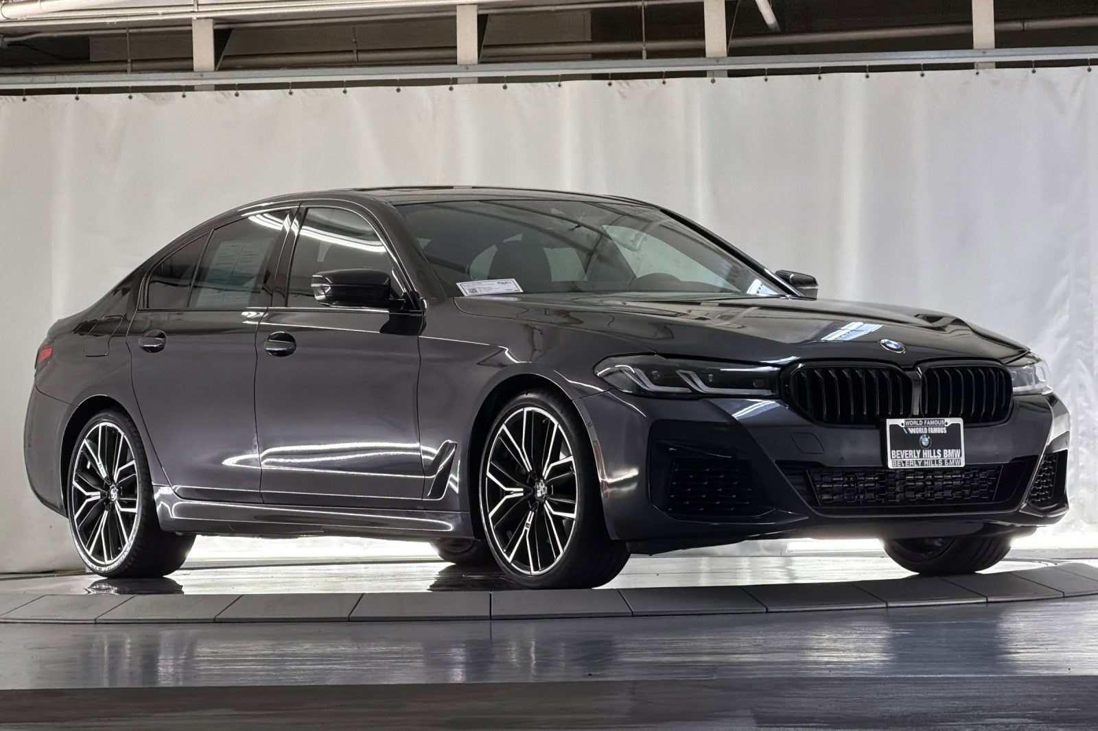 2023 BMW 540i photo 6