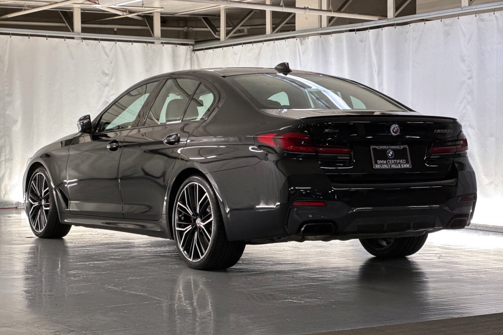 2023 Bmw M550i xDrive photo 3