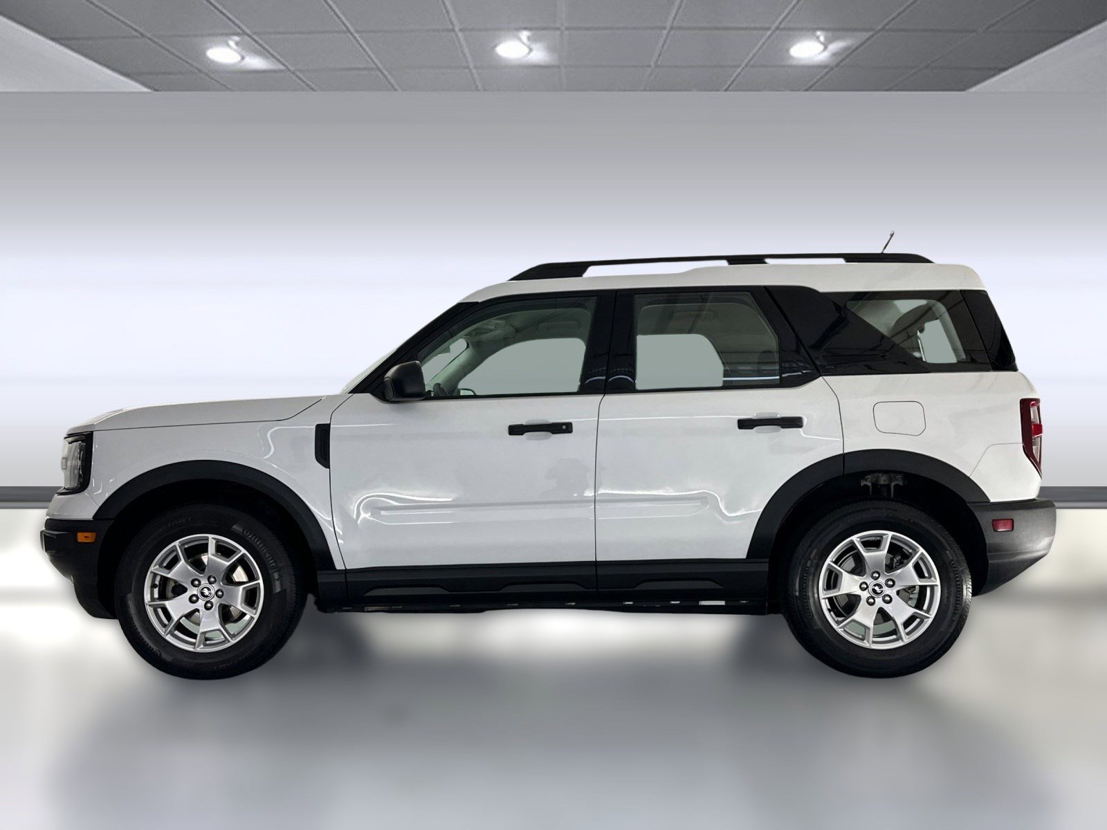 2021 Ford Bronco Sport Base photo 2