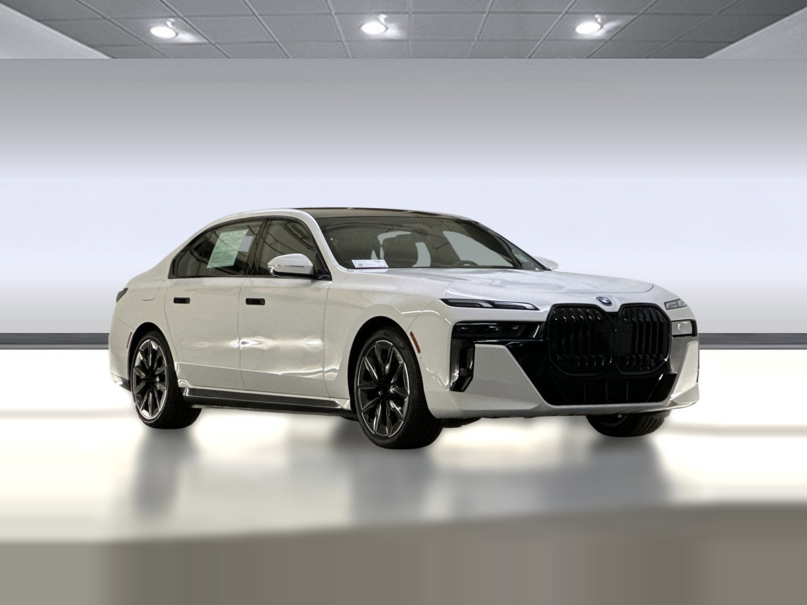 2025 BMW 7 Series 750e - Photo 6