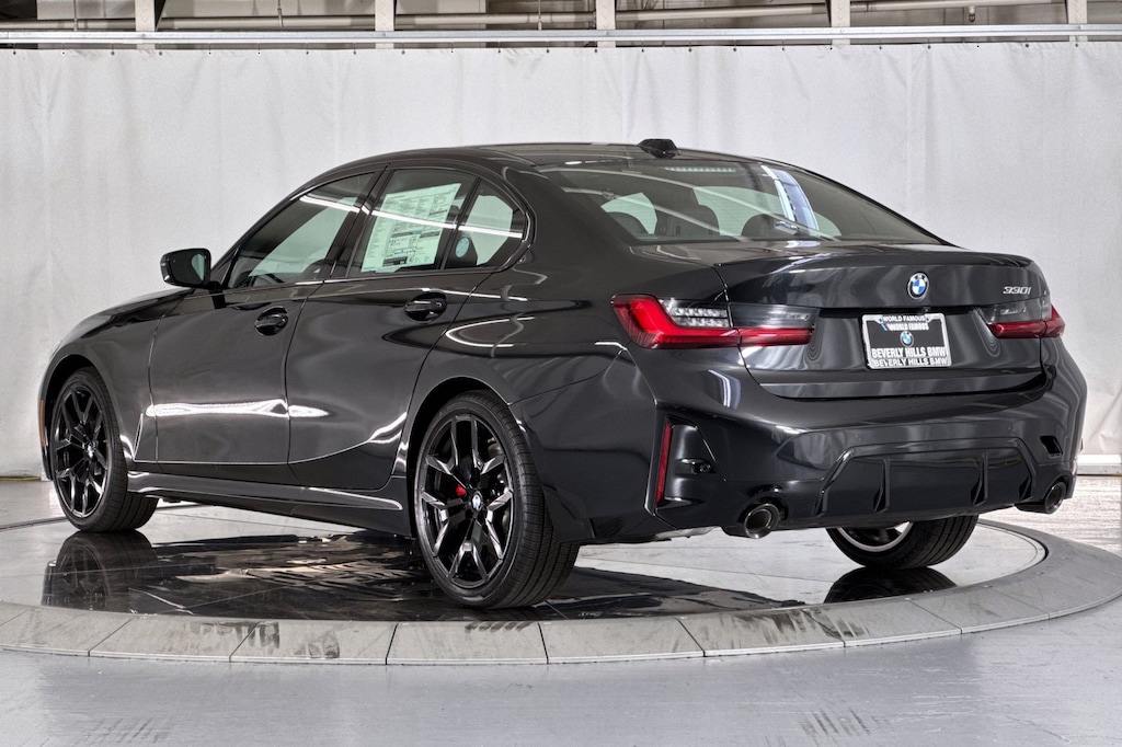 New 2026 BMW 330i Sedan