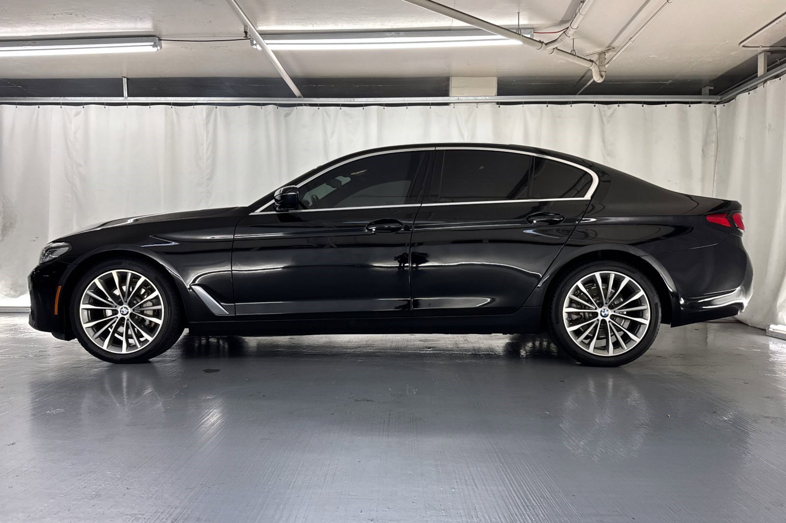 2022 Bmw 530i photo 2