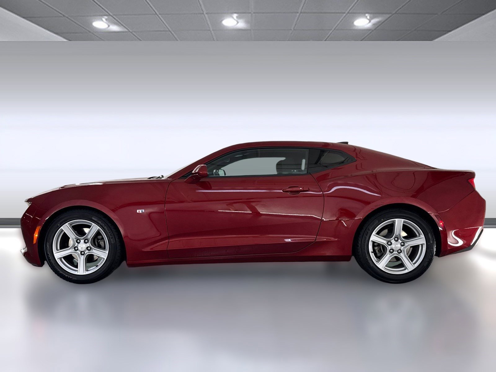 2018 Chevrolet Camaro 1LT photo 2