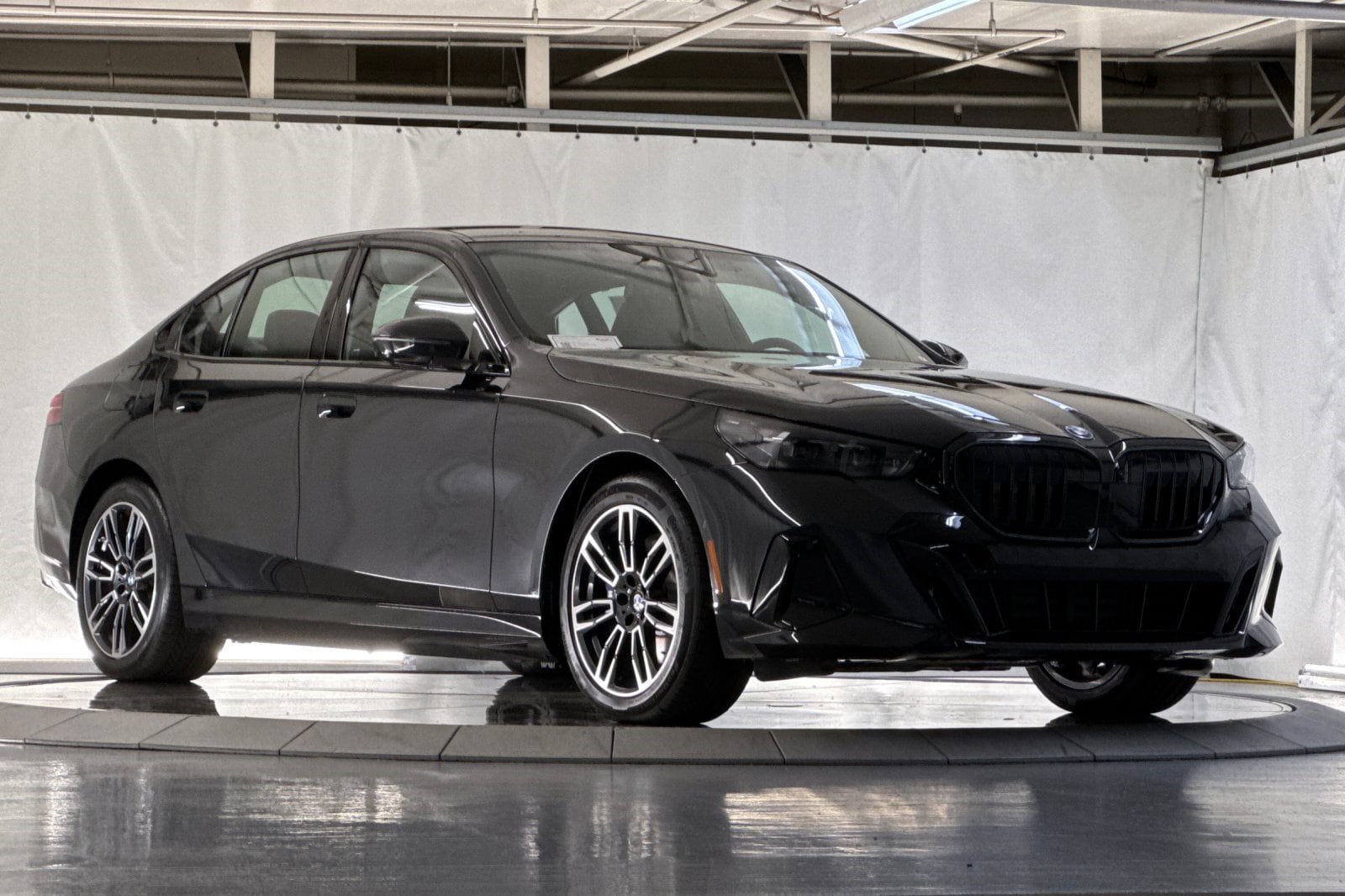 550e XDrive Sedan