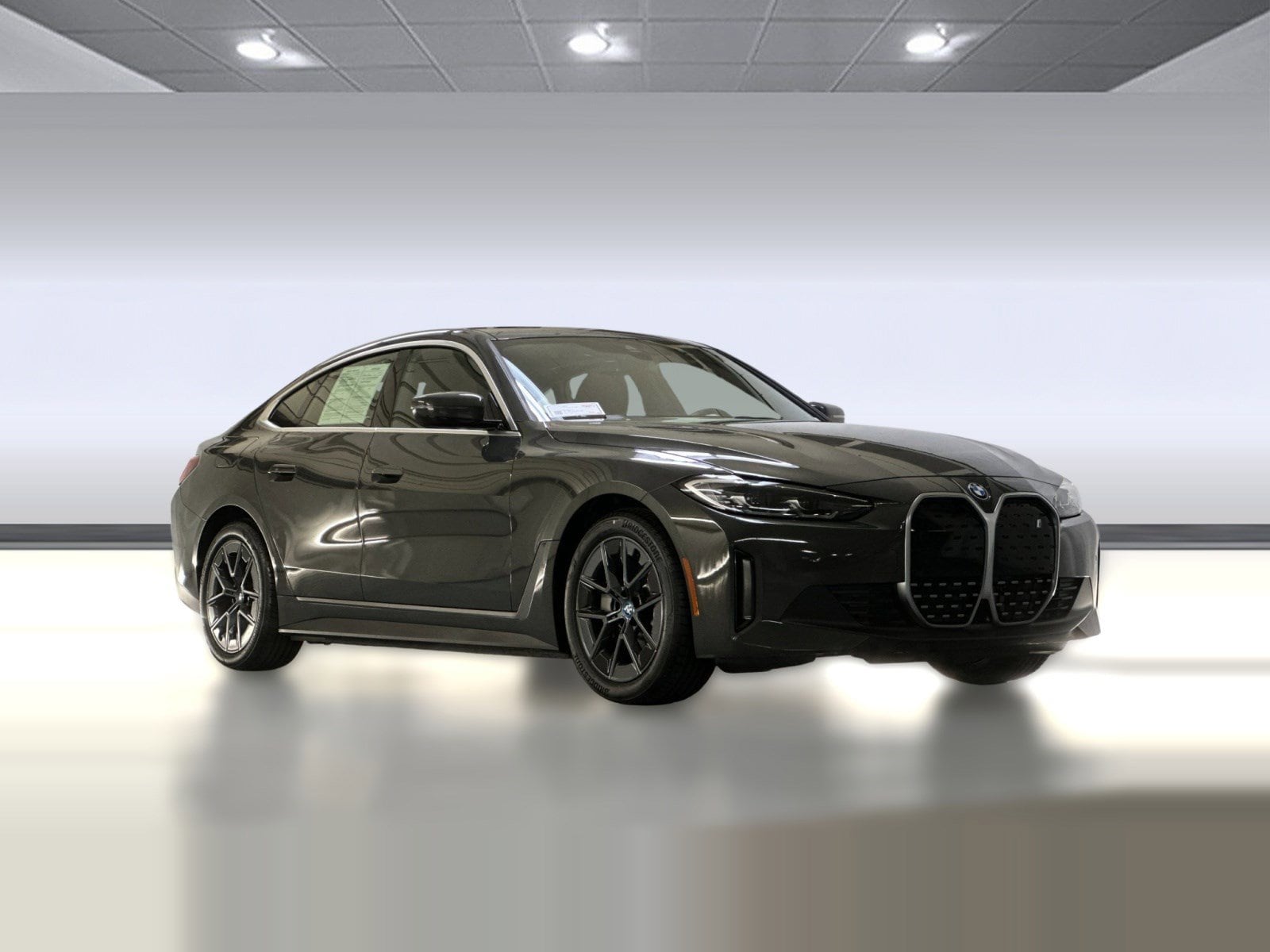 2023 BMW i4 photo 5