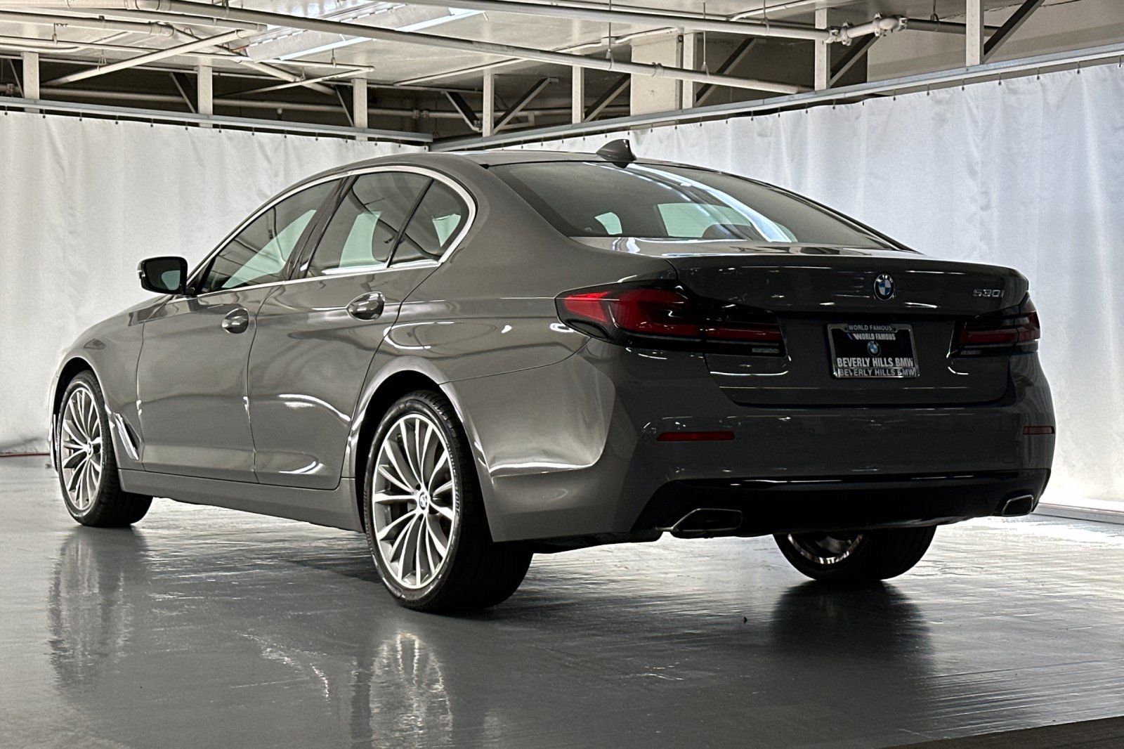 2022 Bmw 530i photo 3