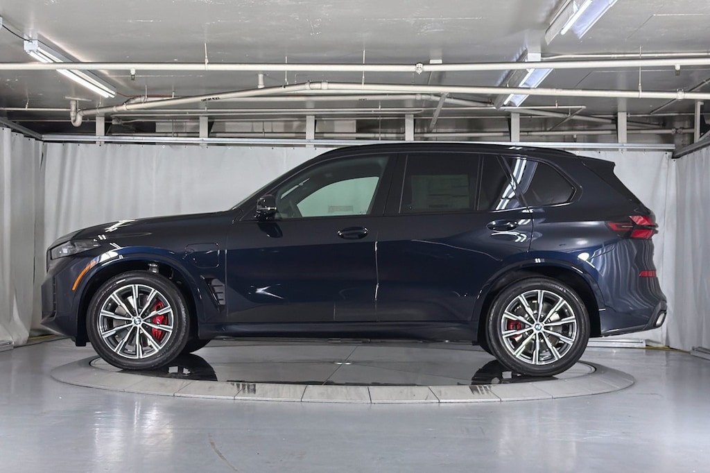 New 2026 BMW X5 PHEV xDrive50e SUV