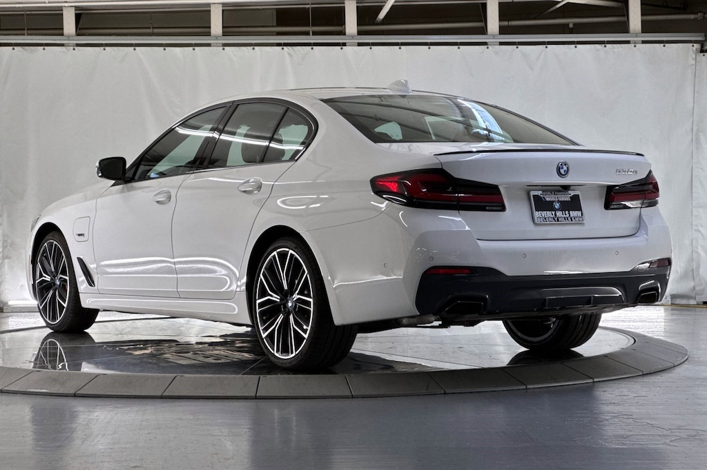 Certified 2023 BMW 530e Sedan