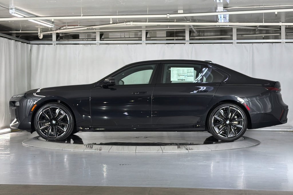 New 2026 BMW 740i Sedan