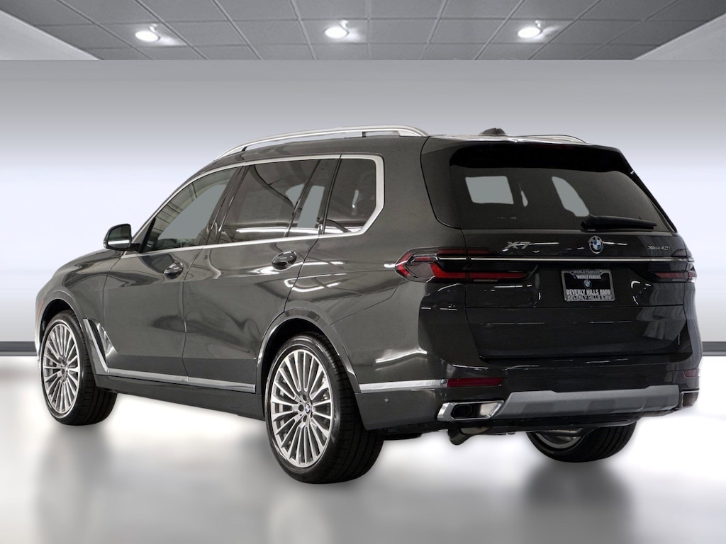 New 2026 BMW X7 xDrive40i SUV