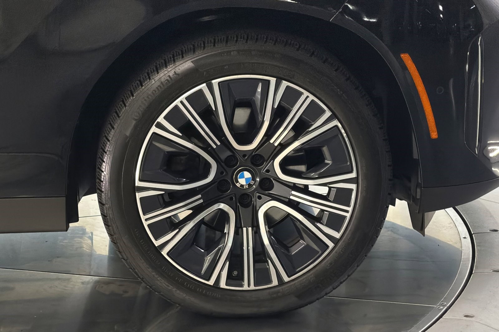 2025 BMW X3 30 - Photo 11