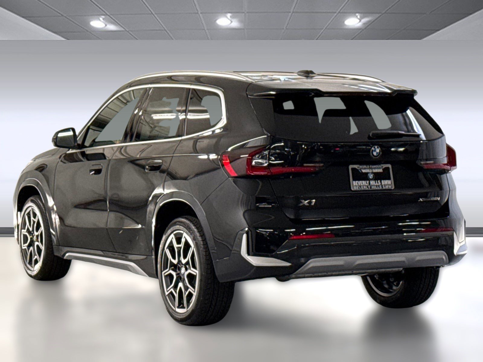 2025 Bmw X1 XDrive28i photo 3
