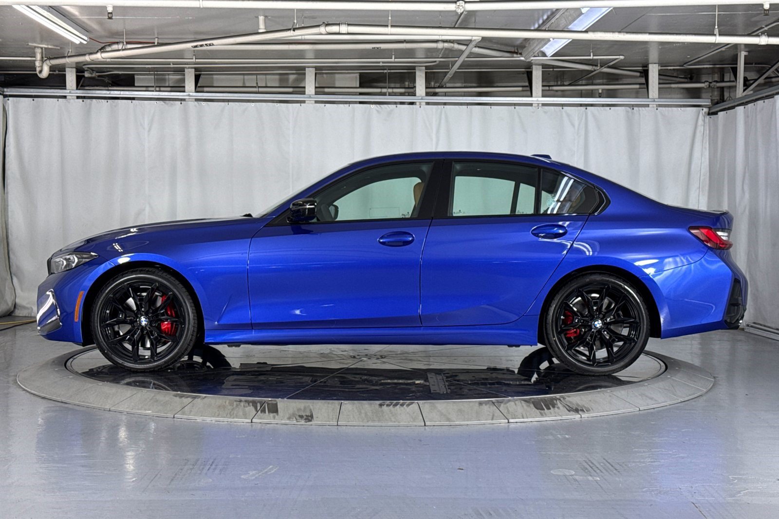 New 2026 BMW 330i Sedan