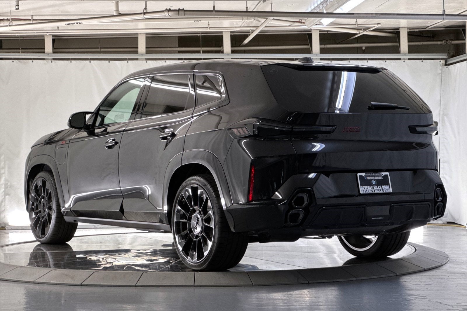 XM Label SUV