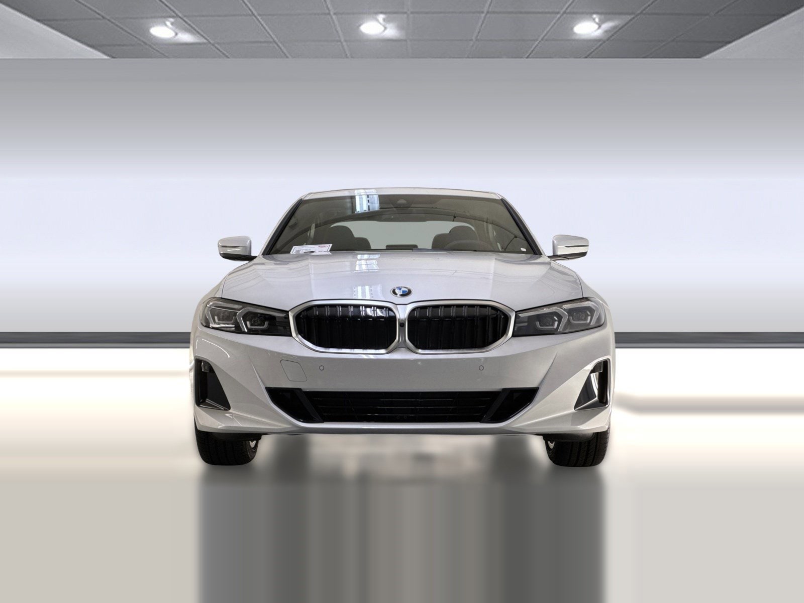2026 BMW 330i photo 5