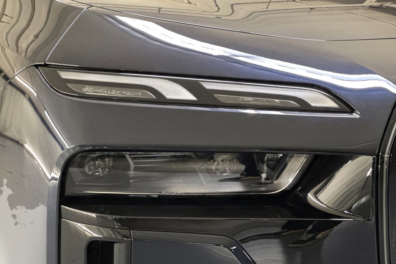 2025 BMW i7 60 - Photo 10