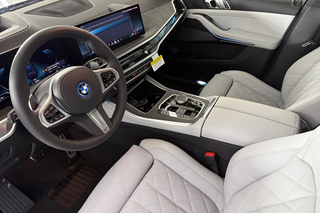 New 2026 BMW X5 PHEV xDrive50e SUV