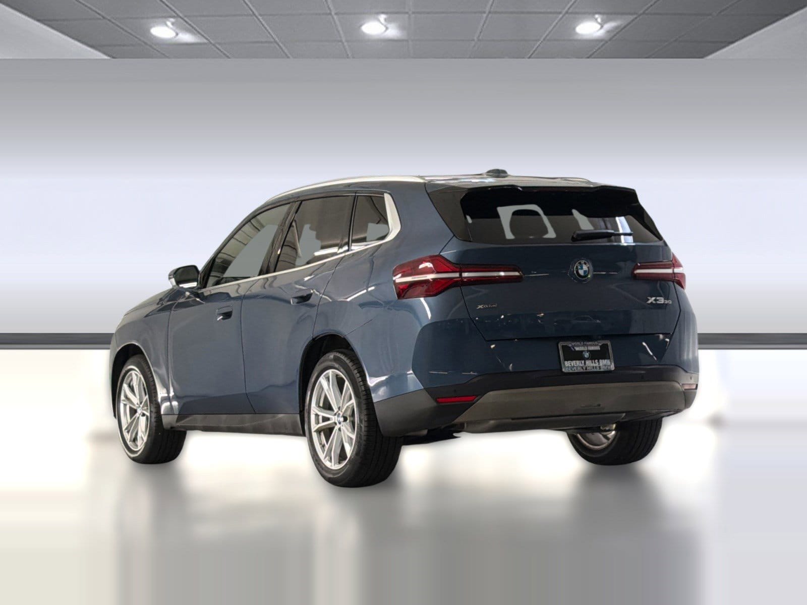 2025 BMW X3 30 xDrive photo 2