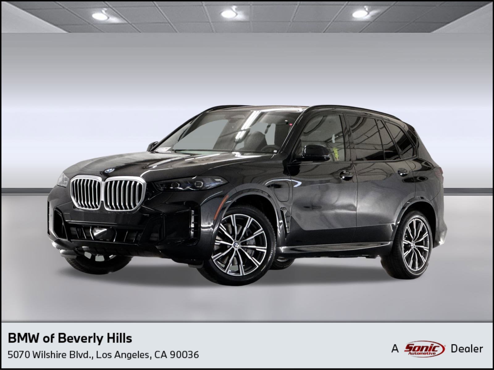 2026 BMW X5 50e's photo