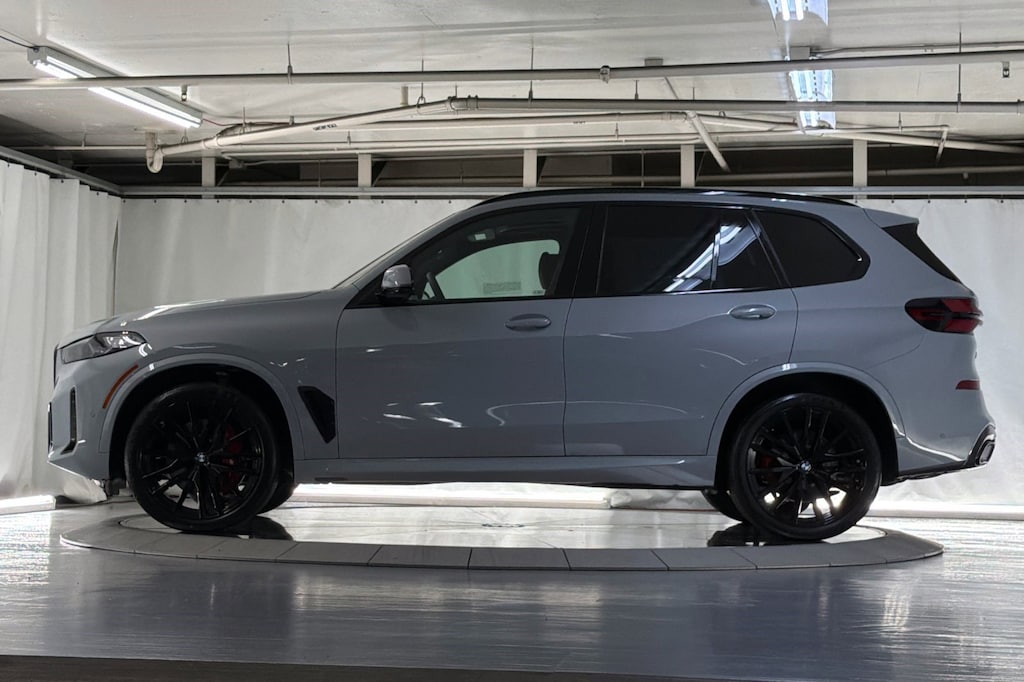New 2026 BMW X5 sDrive40i SUV
