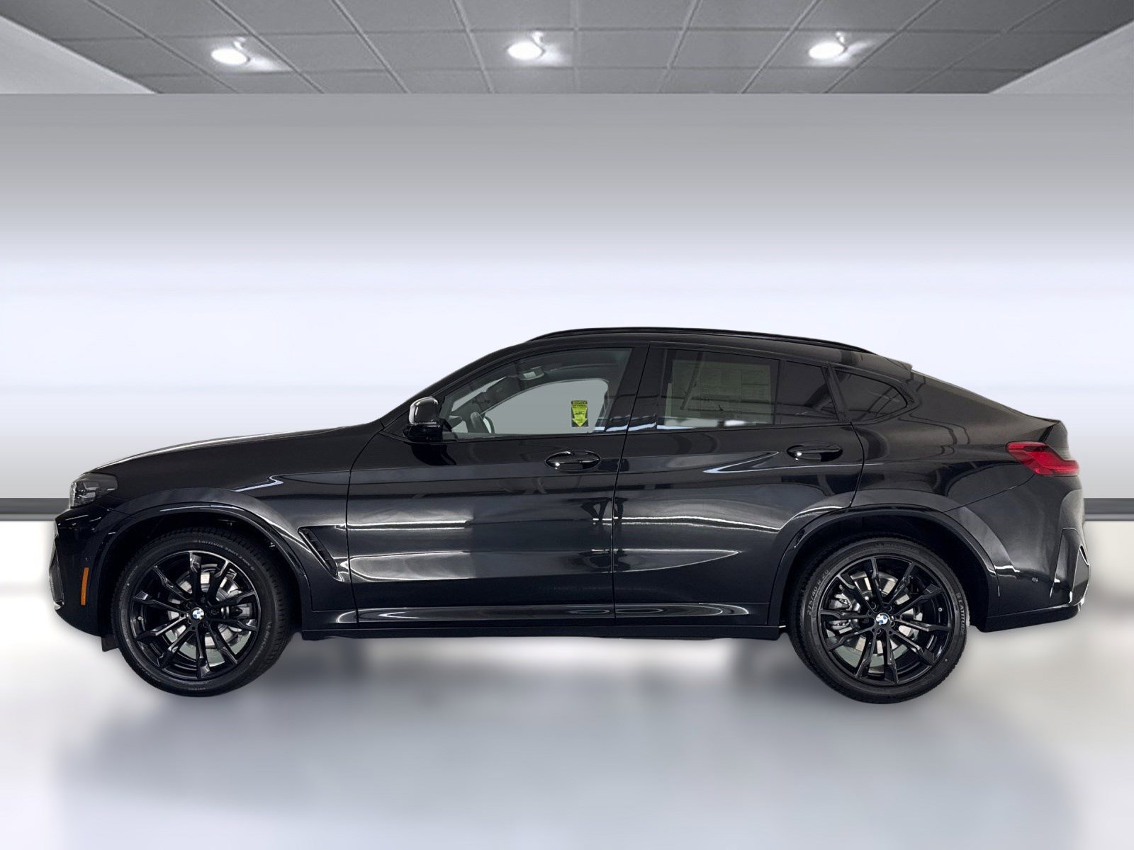 2025 Bmw X4 xDrive30i photo 2