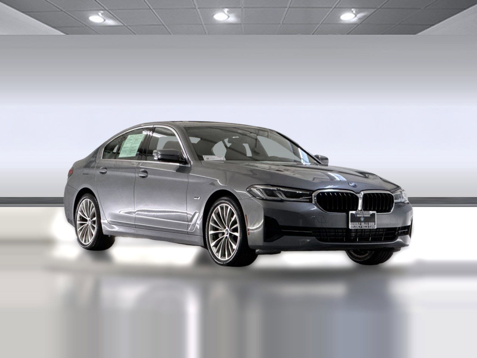 2023 BMW 530e photo 6