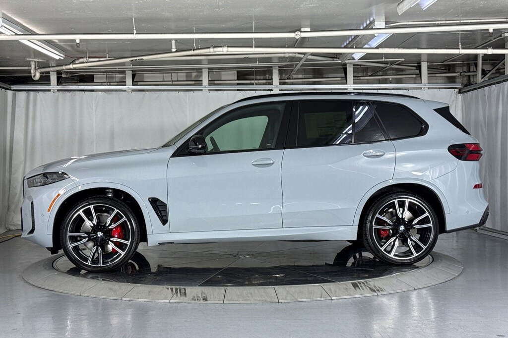New 2026 BMW X5 M60i SUV
