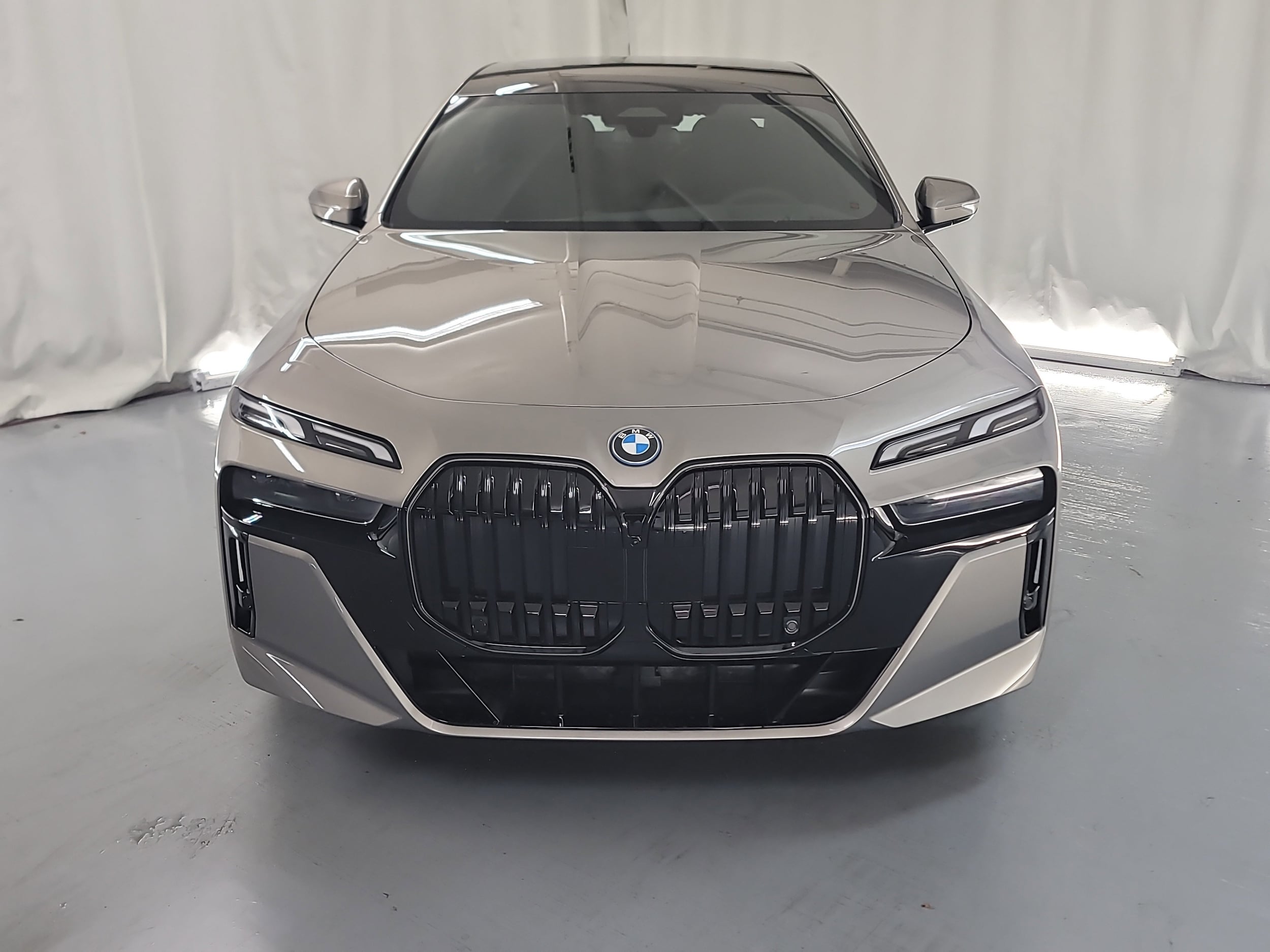 Used 2025 BMW i7 eDrive50 with VIN WBY43EJ07SCU67727 for sale in Long Beach, CA