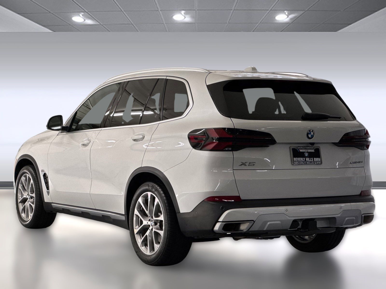 2025 Bmw X5 xDrive40i photo 3