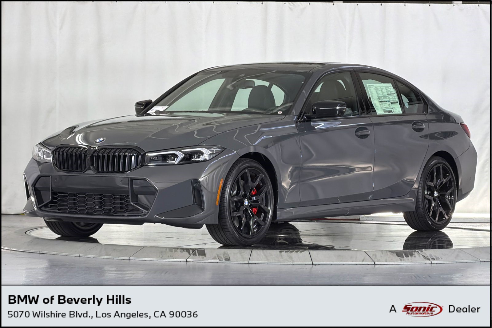  BMW 330i