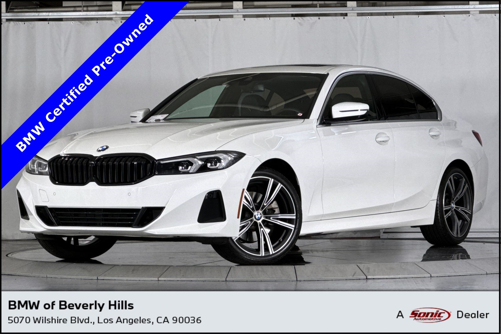 2024 BMW 3 Series 330i Sedan's photo
