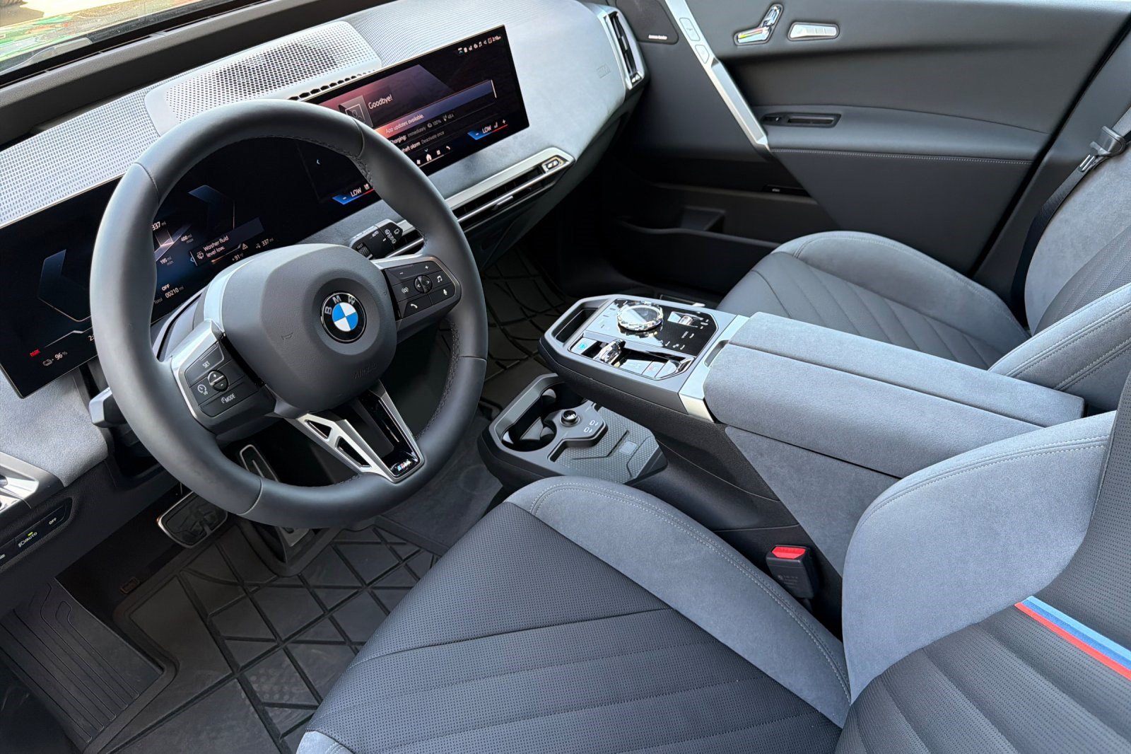 New 2026 BMW iX xDrive60 SUV