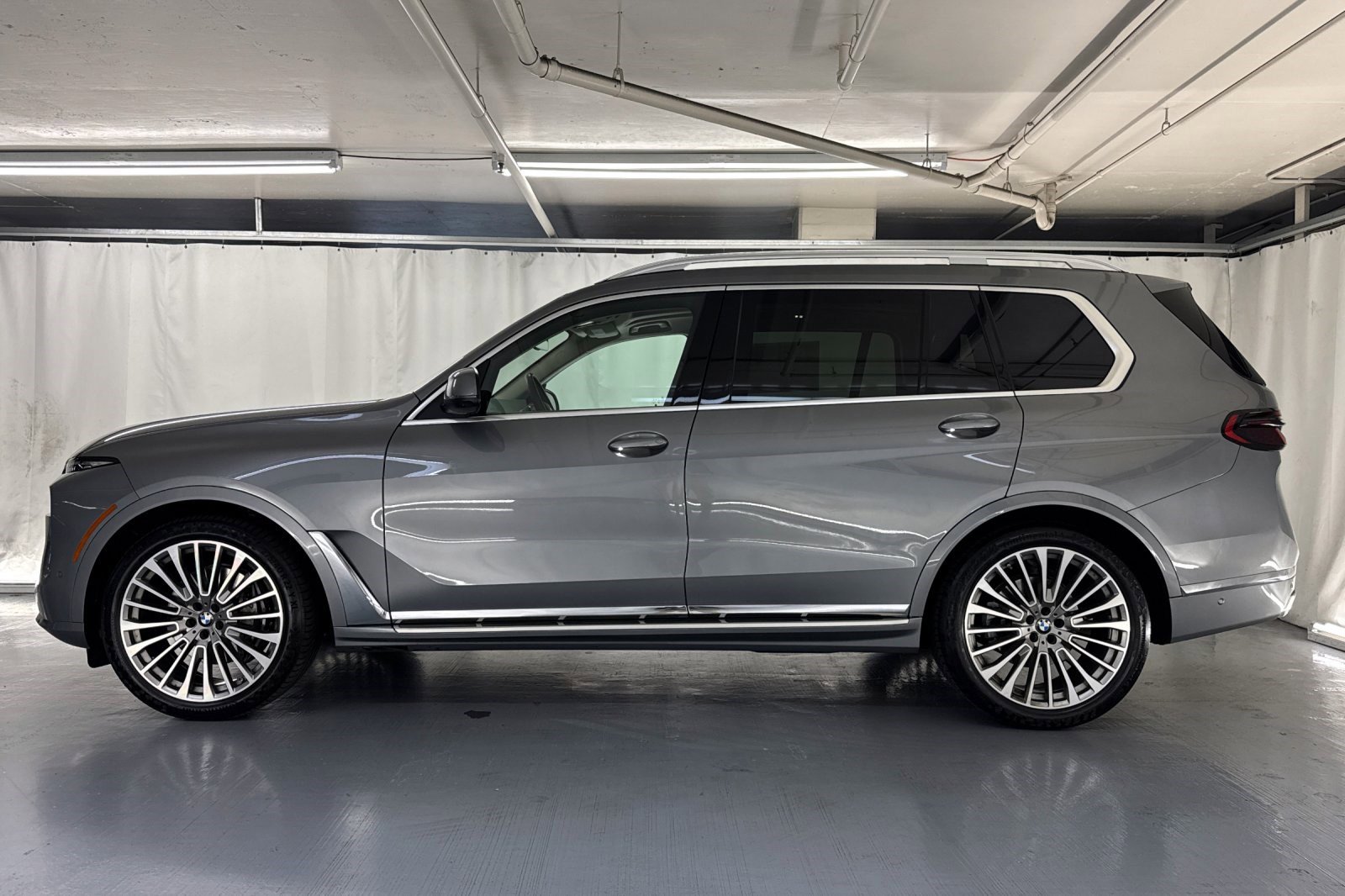 2023 Bmw X7 xDrive40i photo 2