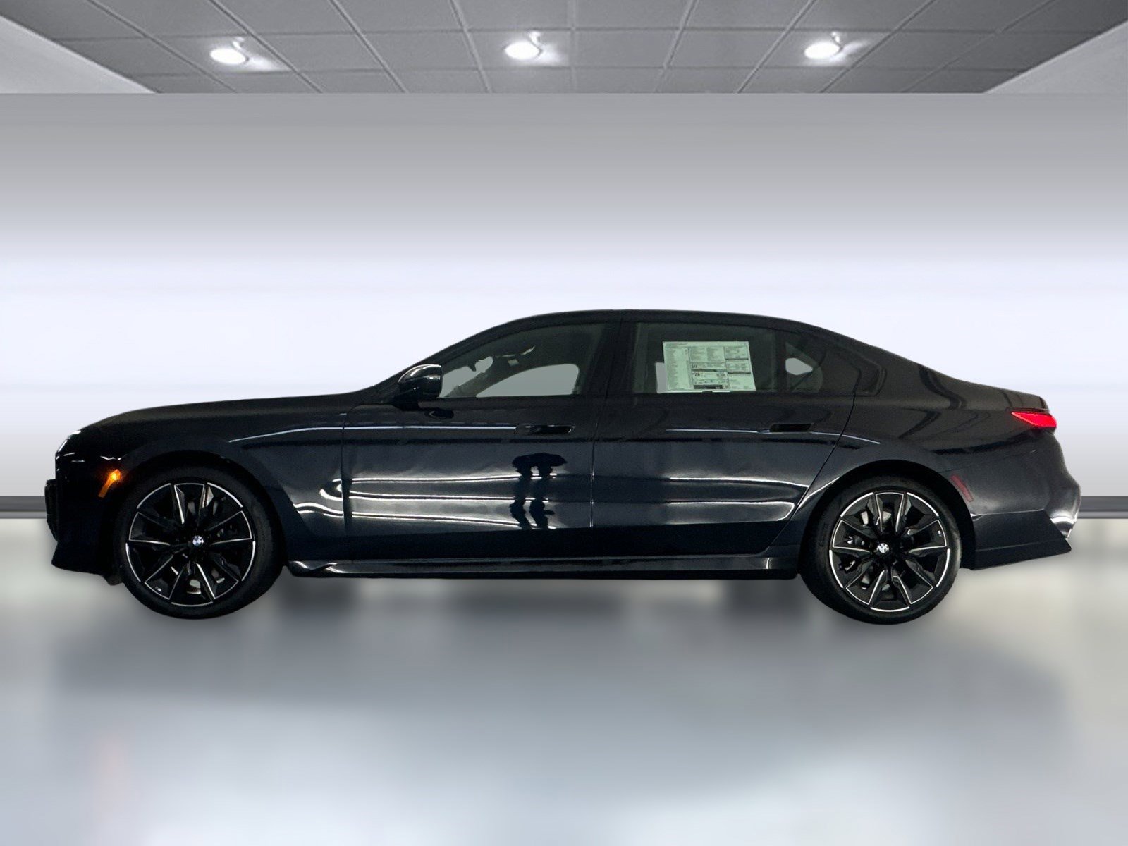 2026 Bmw 740i 7-series photo 2