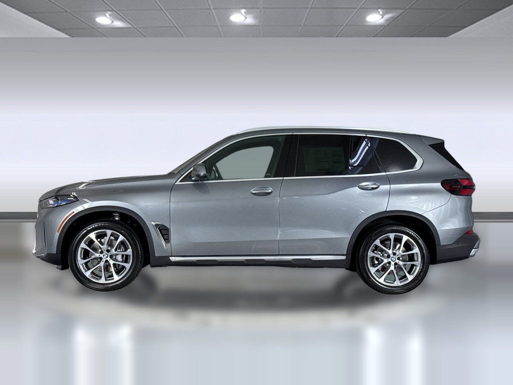 New 2026 BMW X5 sDrive40i SUV