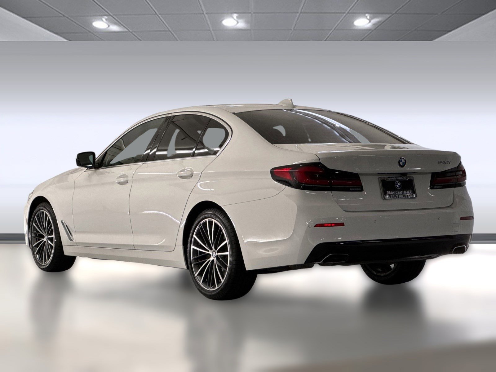 2023 Bmw 540i 5-Series photo 2