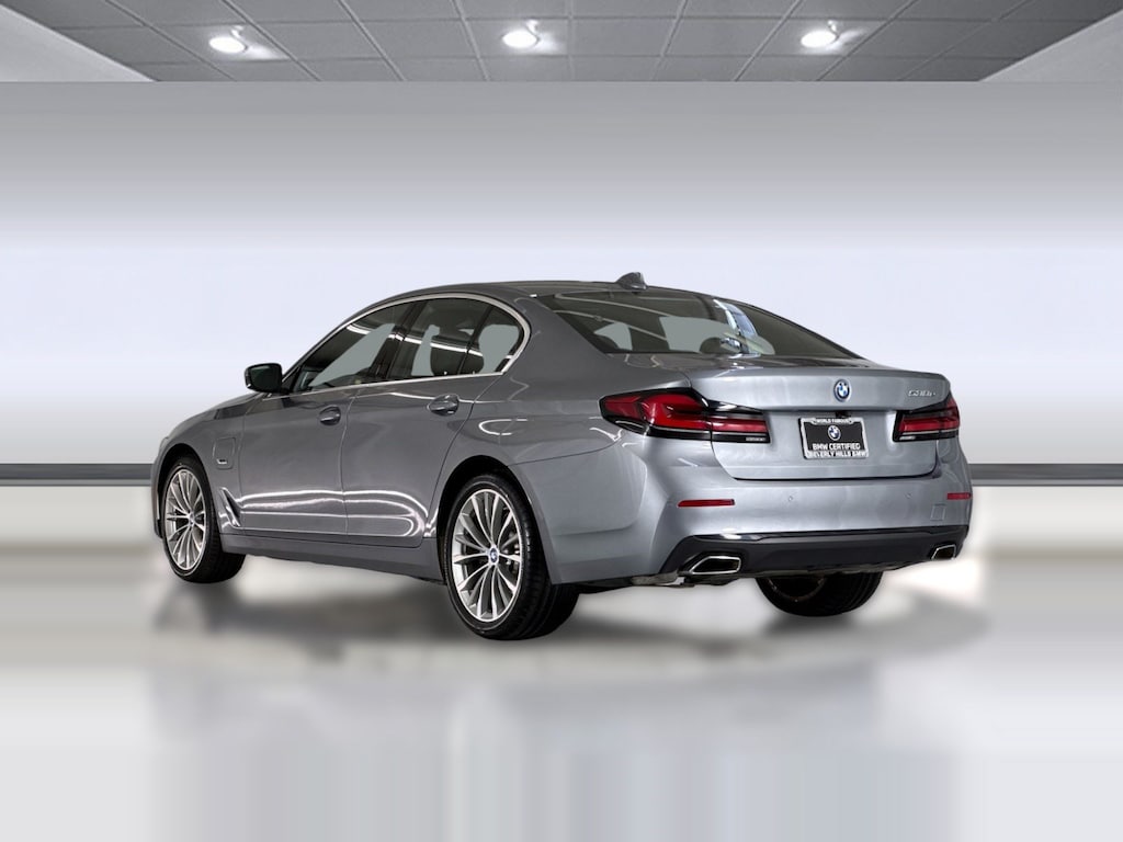 Certified 2023 BMW 530e Sedan