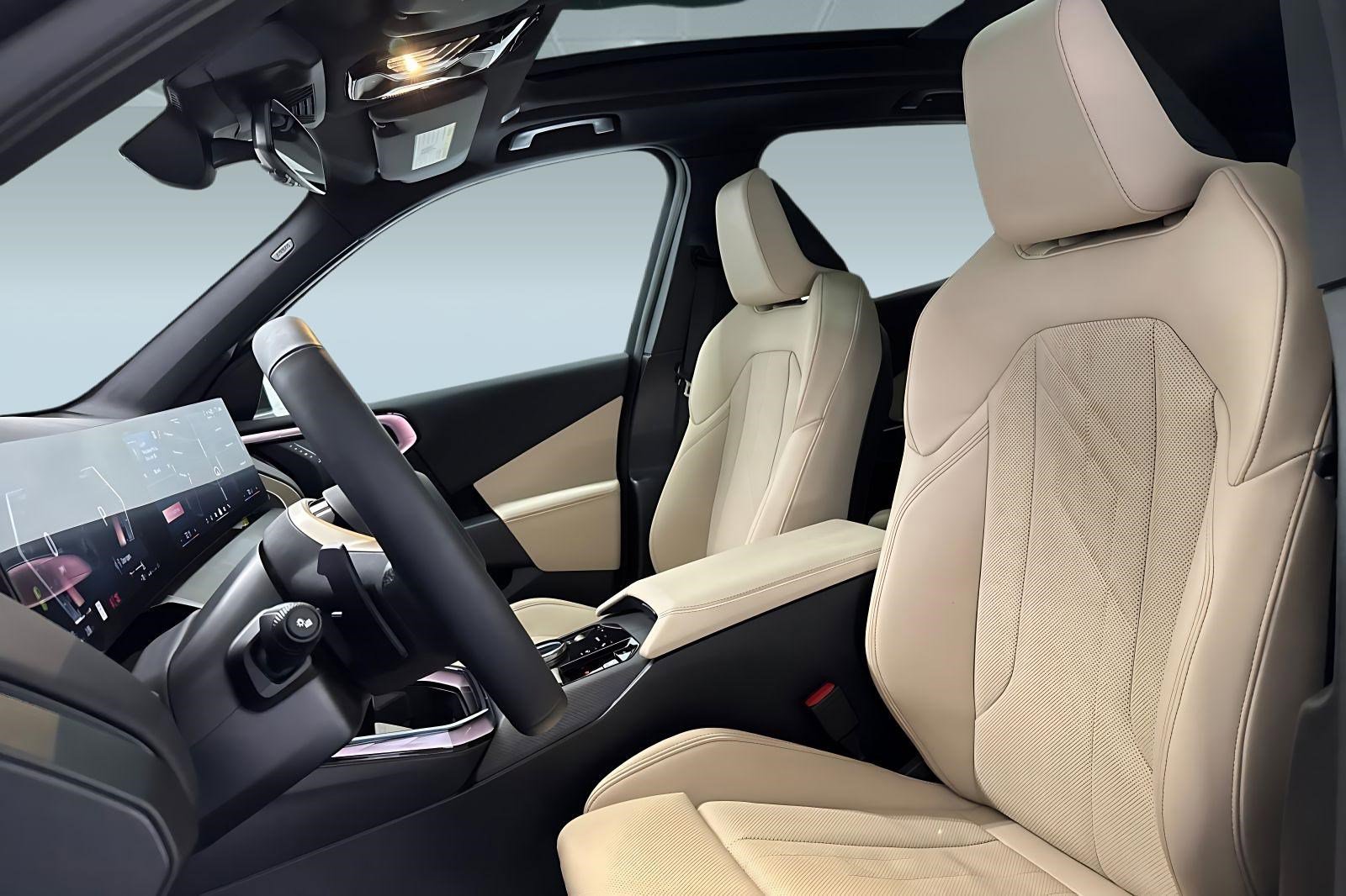 2025 BMW X3 30 xDrive photo 4