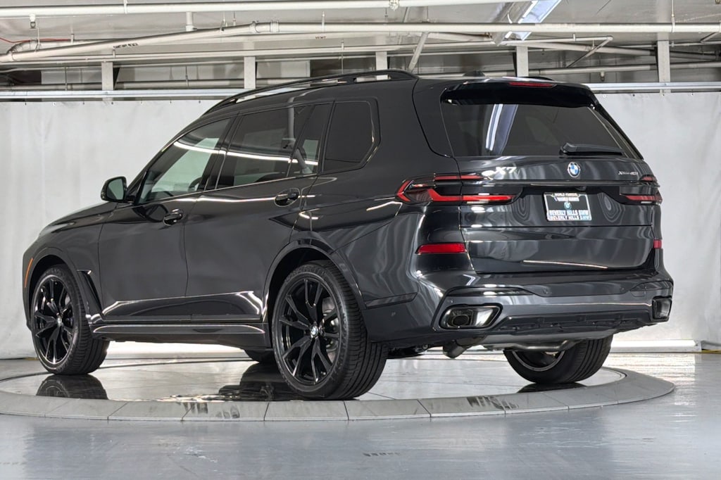New 2027 BMW X7 xDrive40i SUV