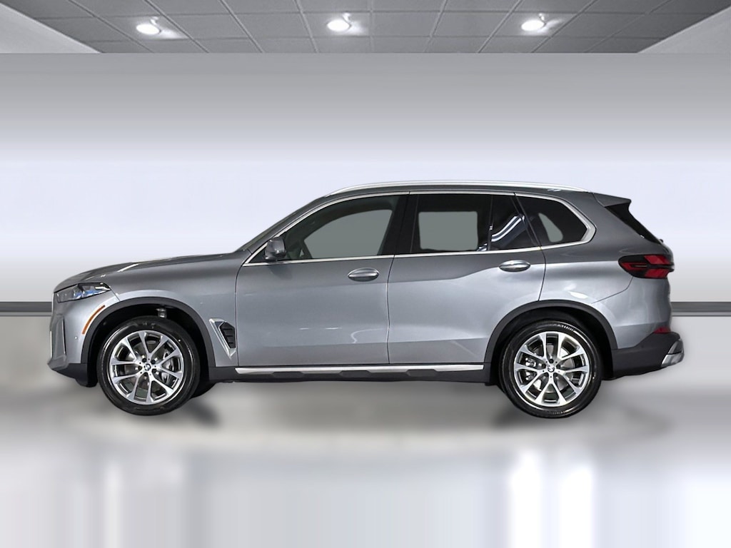 New 2026 BMW X5 sDrive40i SUV