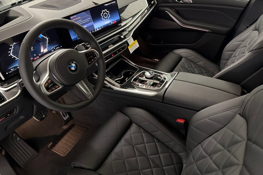 New 2026 BMW X7 xDrive40i SUV