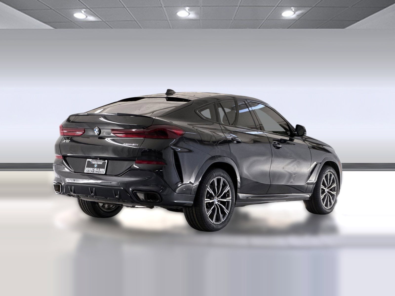 2023 BMW X6 photo 3