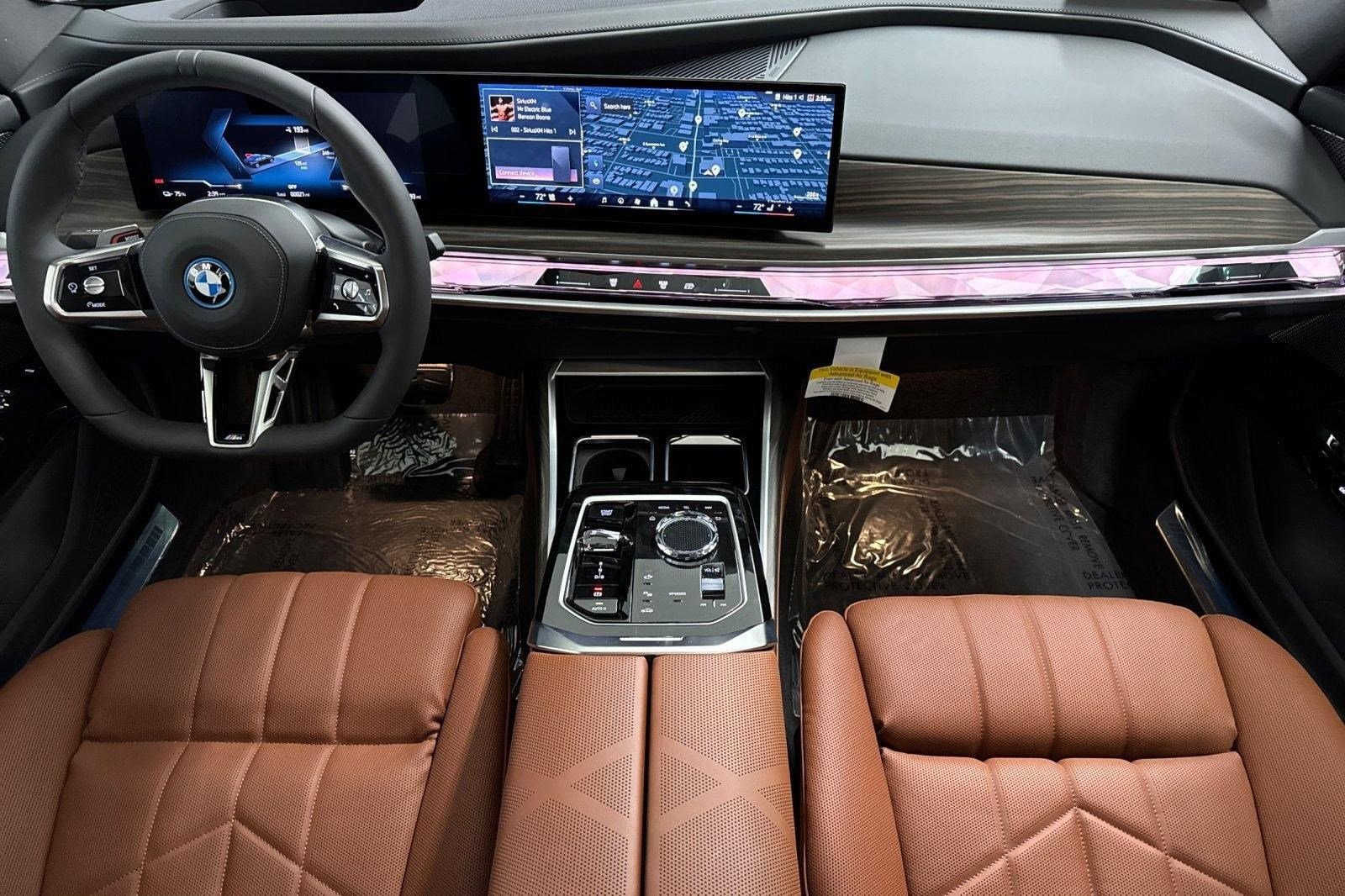 2025 BMW i7 60 - Photo 15