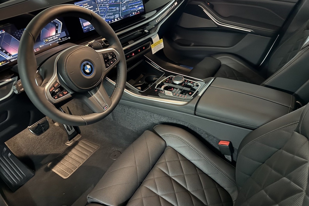 New 2026 BMW X5 PHEV xDrive50e SUV