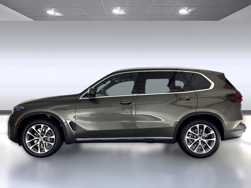 New 2026 BMW X5 sDrive40i SUV