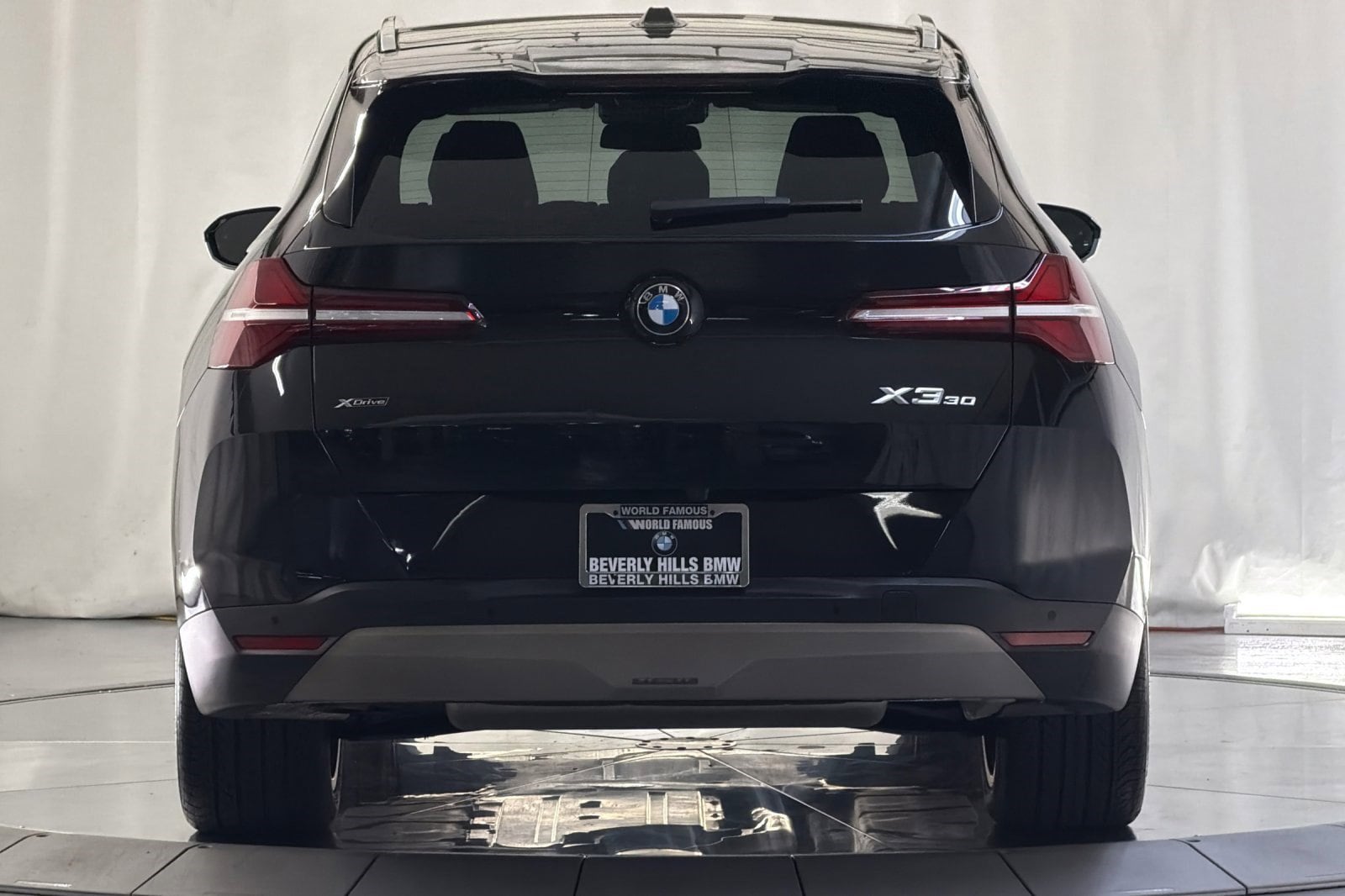 2025 BMW X3 30 - Photo 9