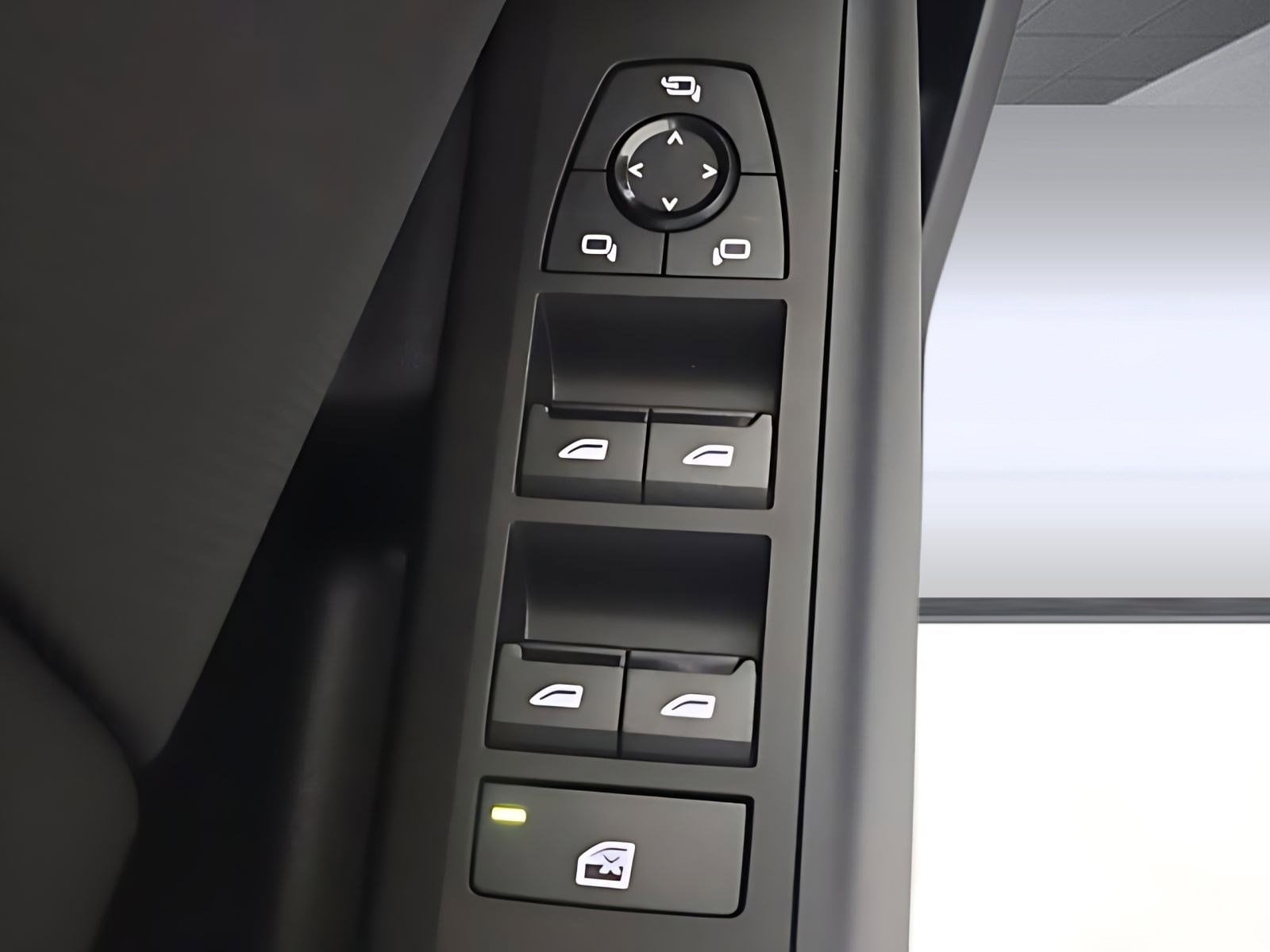 2025 BMW X3 30 xDrive photo 5